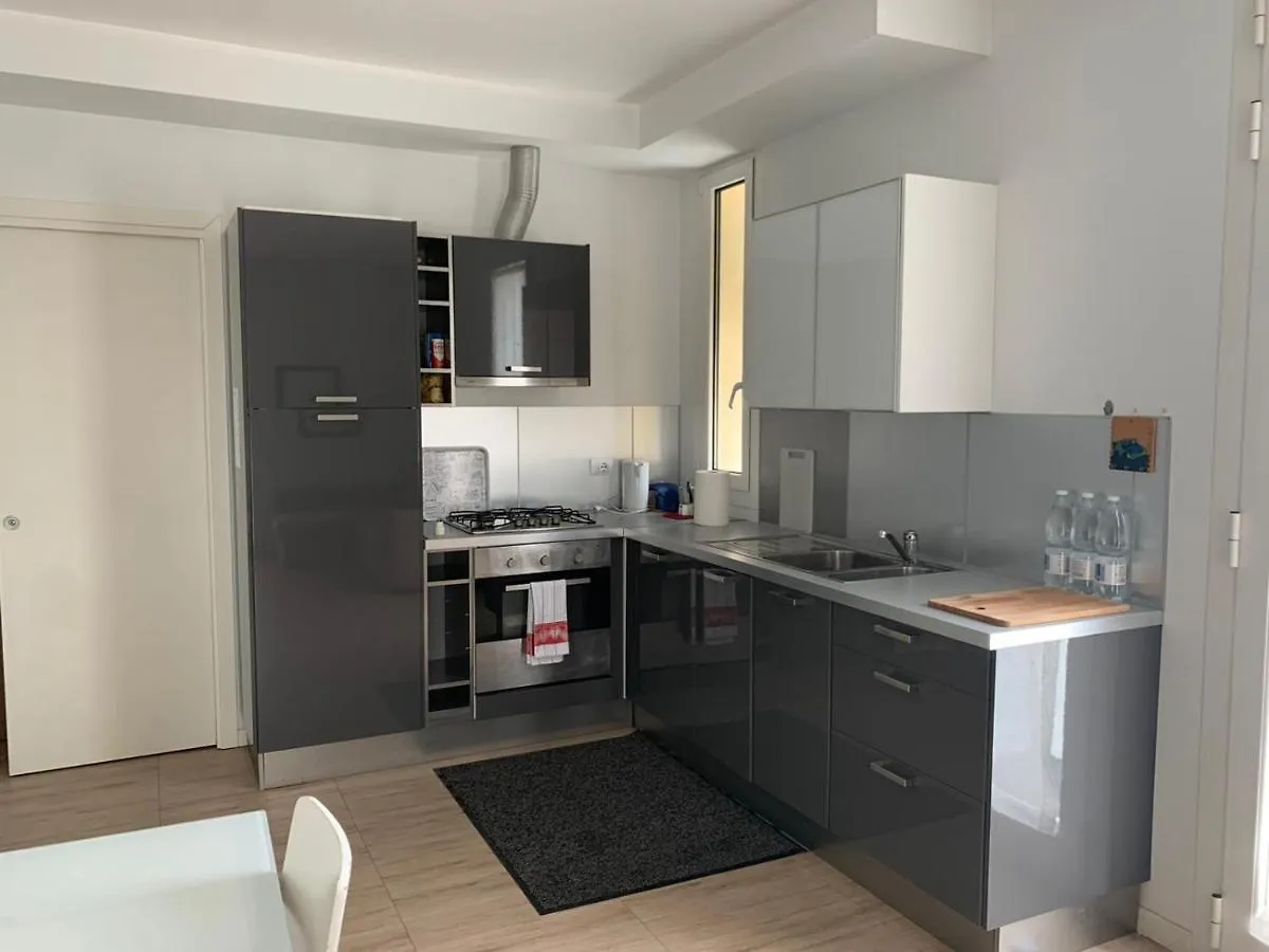 Pool House Apartment La Spezia